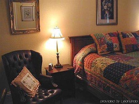 The Continental Inn Tomales Chambre photo